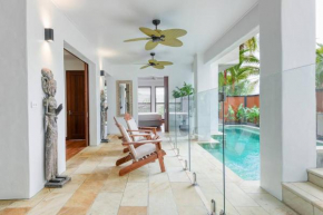 Palm Bliss Villa - A Central Balinese Pool Oasis, Port Douglas